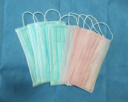 Disposable sterile medical mask